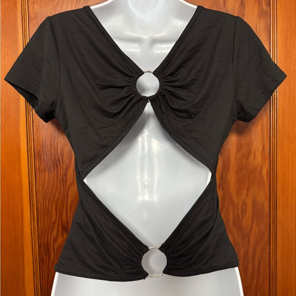 NEW NEVER WORN Black Ruched Cut-Out Short Sleeve Tee